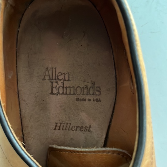 Allen Edmonds, Hillcrest mens dress shoes. Size mens 9 - Picture 2 of 6